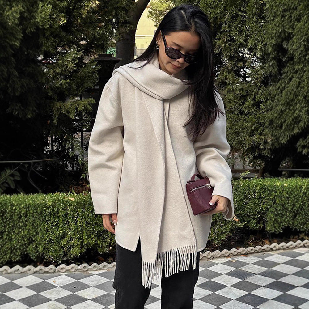 Damer oversized ullkappa med fransdetaljer Mirla-Eva Jonsson