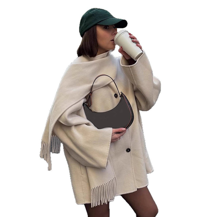 Damer oversized ullkappa med fransdetaljer Mirla-Eva Jonsson