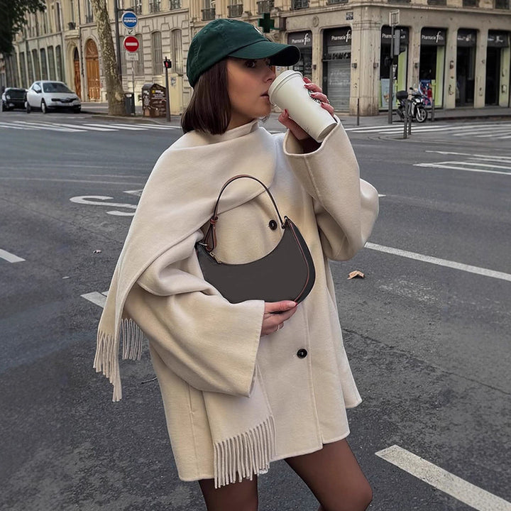 Damer oversized ullkappa med fransdetaljer Mirla-Eva Jonsson