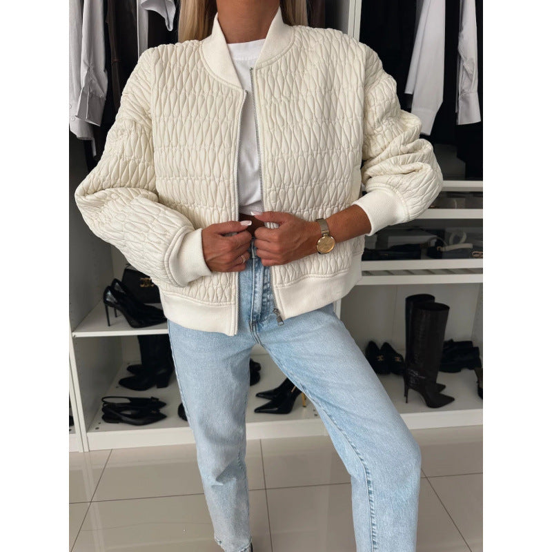 Damer quiltad jacka i sportigt elegant design med voluminösa ärmar Mirla-Eva Jonsson