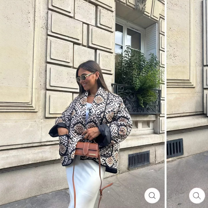 Damer quiltad jacka med iögonfallande geometriskt mönster Mirla-Eva Jonsson