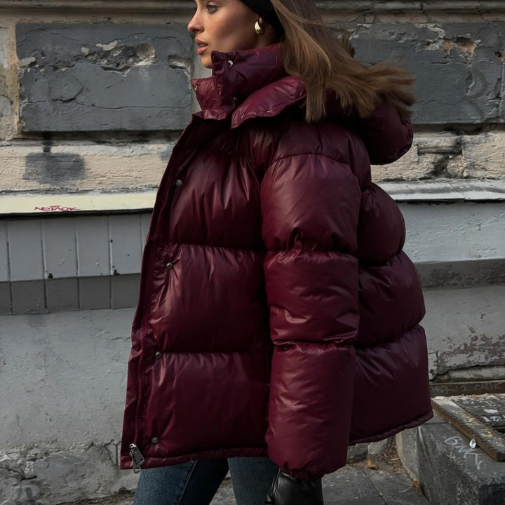 Damer quiltad jacka med voluminös skärning och hög krage Mirla-Eva Jonsson