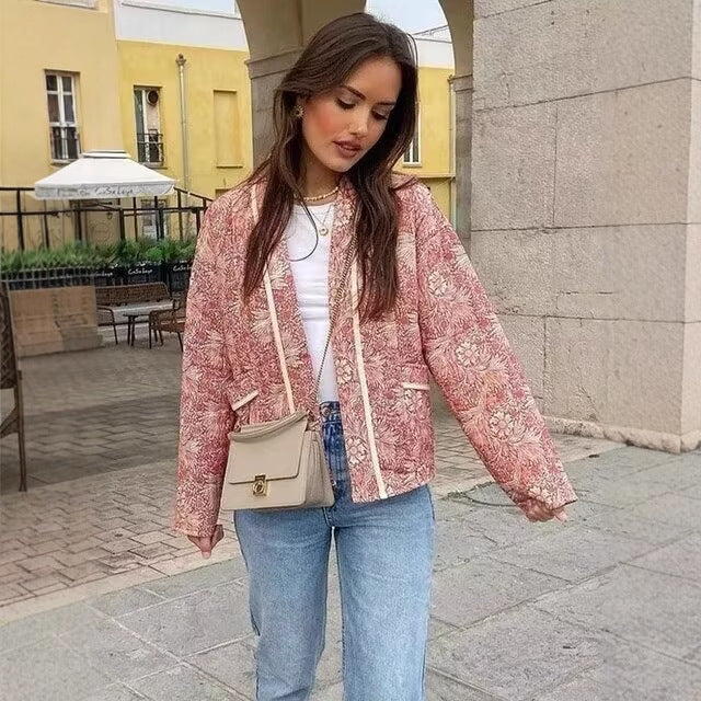 Damer quiltad kimono med blommönster Mirla-Eva Jonsson