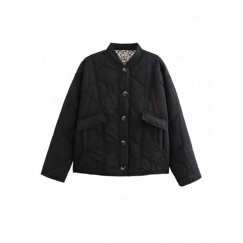 Damer quiltad oversized jacka med praktiska fickor och sportig design Mirla-Eva Jonsson