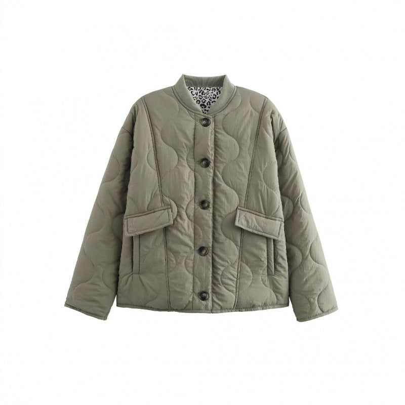 Damer quiltad oversized jacka med praktiska fickor och sportig design Mirla-Eva Jonsson