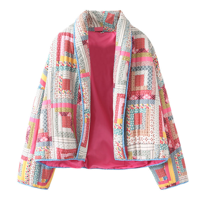 Damer quiltad patchwork-jacka med färgglad design och praktiska fickor Mirla-Eva Jonsson