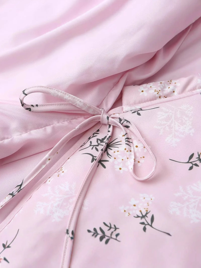 Damer quiltad väst i elegant blommönster-design Mirla-Eva Jonsson