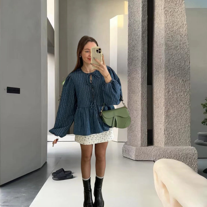 Damer randig blus med voluminösa puffärmar och figursydd snitt Mirla-Eva Jonsson