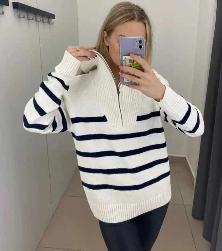 Damer randig tröja med hög krage och dragkedja Mirla-Eva Jonsson