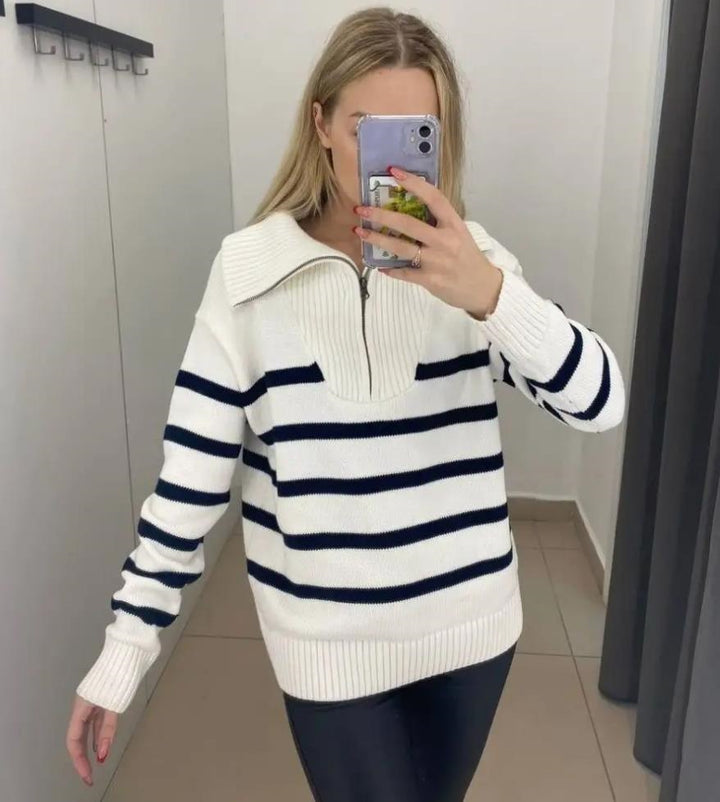 Damer randig tröja med hög krage och dragkedja Mirla-Eva Jonsson