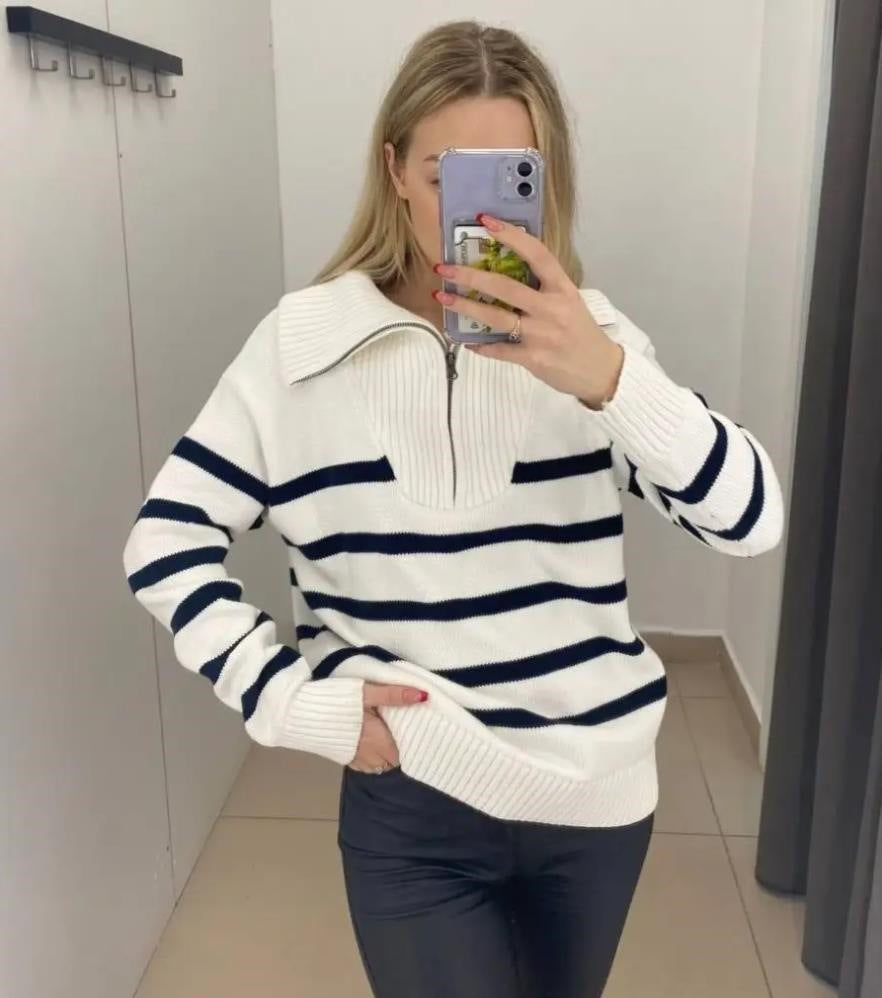 Damer randig tröja med hög krage och dragkedja Mirla-Eva Jonsson