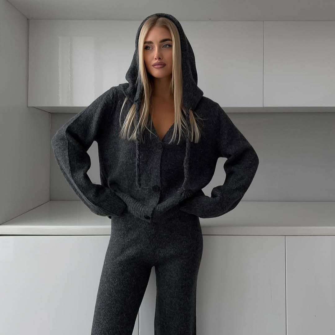 Damer set av mjuk stickning med cardigan och vida byxor Eva Jonsson-Eva Jonsson