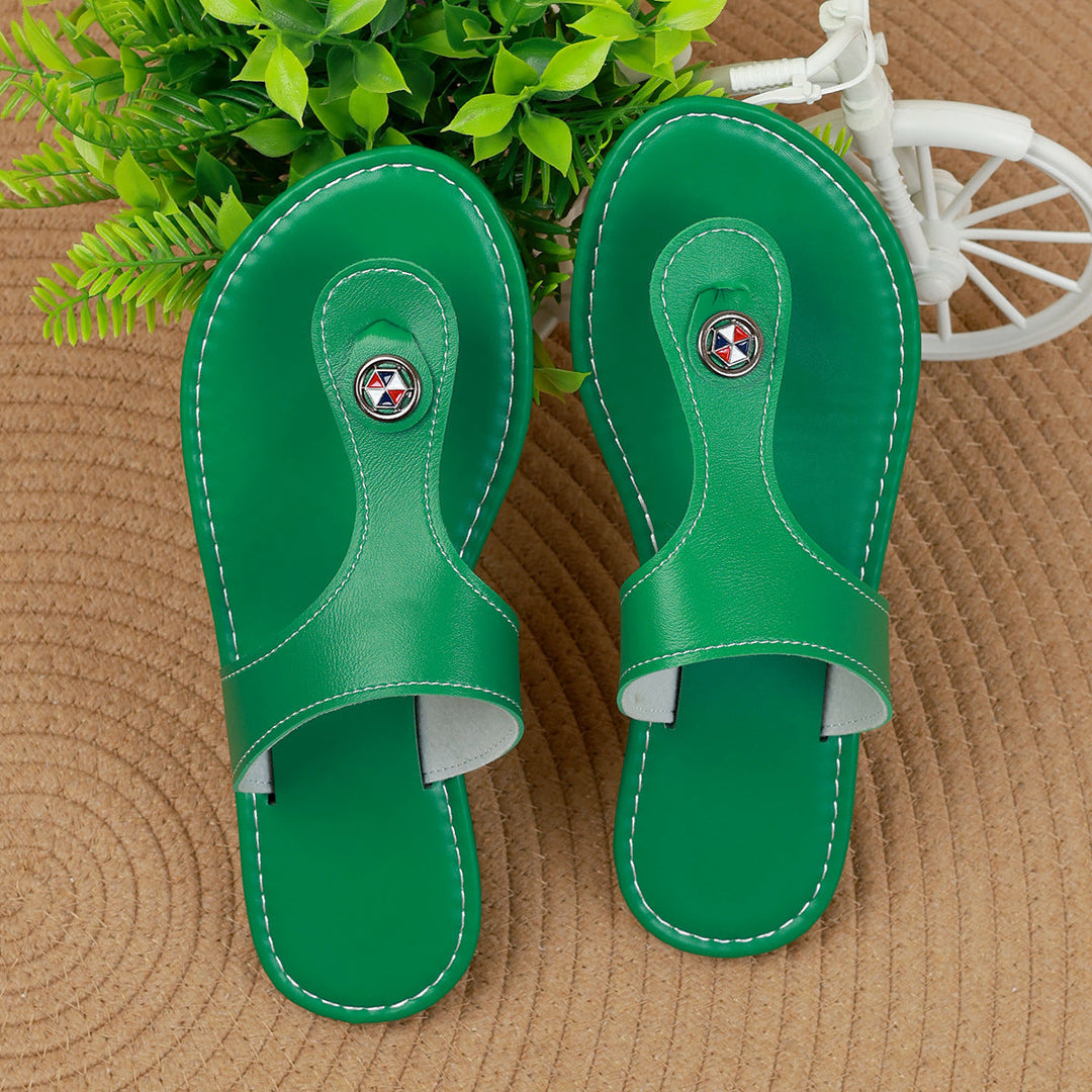 Damer sköna fotbädd-sandaler med elegant design och diskret smyckelement Mirla-Eva Jonsson