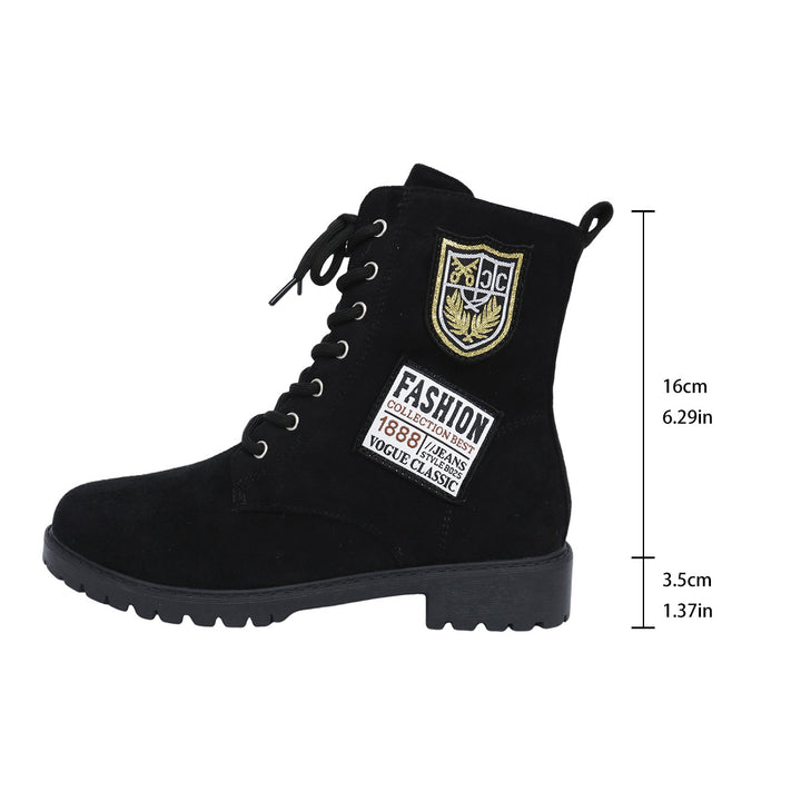 Damer snörkängor med modernt patch-design Mirla-Eva Jonsson