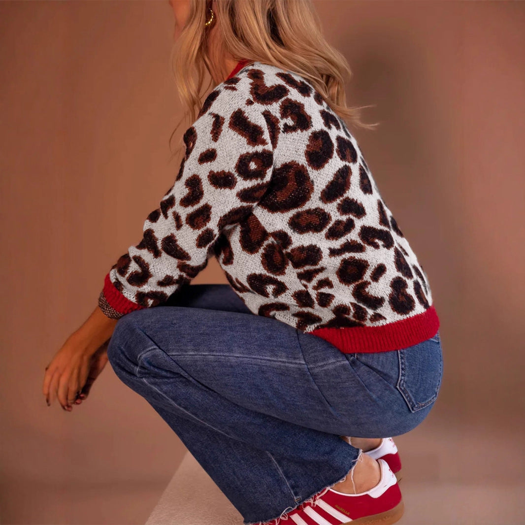 Damer snygg tröja med leopardmönster och kontrasterande muddar Mirla-Eva Jonsson