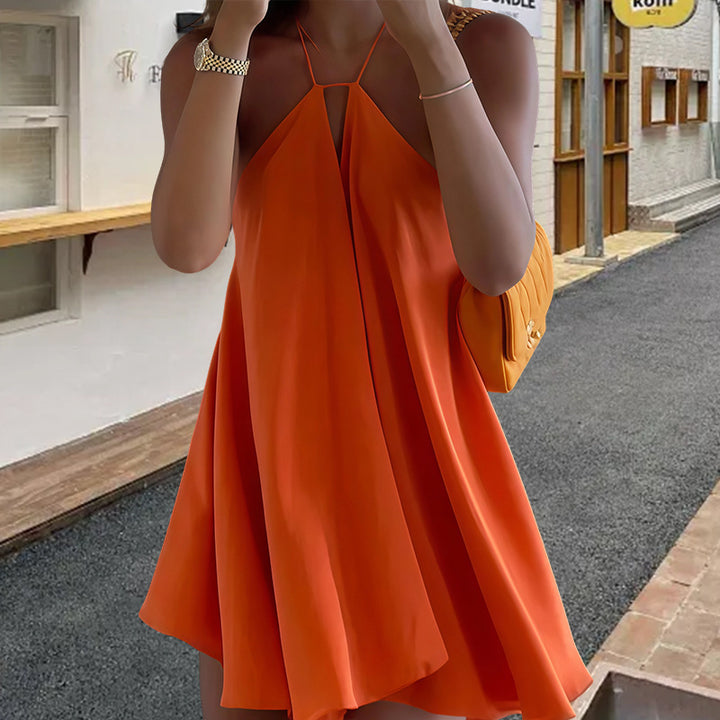 Damer sommar A-linje klänning med djup ryggutskärning och elegant halterneck Mirla-Eva Jonsson