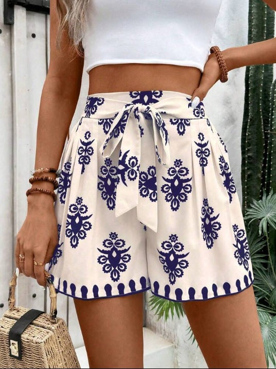 Damer sommar chinoshorts med knytbälte Mirla-Eva Jonsson