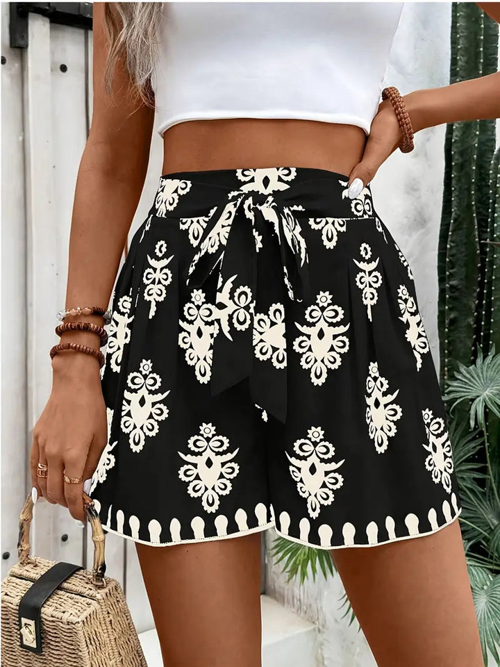 Damer sommar chinoshorts med knytbälte Mirla-Eva Jonsson