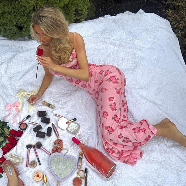 Damer sommarklänning med blommönster och axelband Mirla-Eva Jonsson