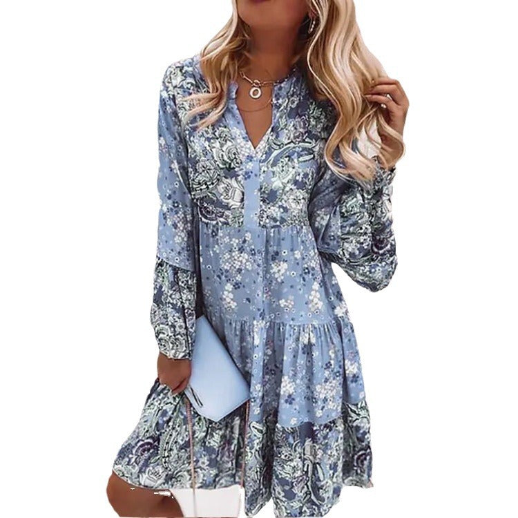Damer sommarklänning med blommönster och svängande kjol Eva Jonsson-Eva Jonsson