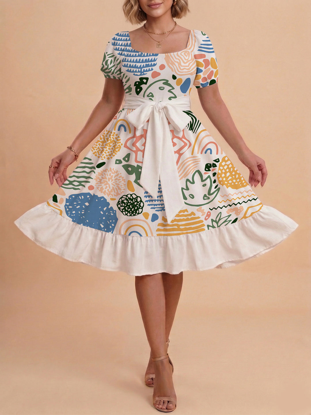 Damer sommarklänning med floral puffärm och midjejusterbart bälte Mirla-Eva Jonsson