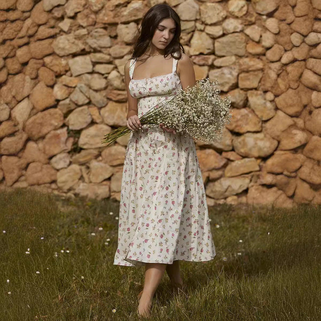 Damer somrigt maxiklänning med blommönster och figursydd överdel Mirla-Eva Jonsson