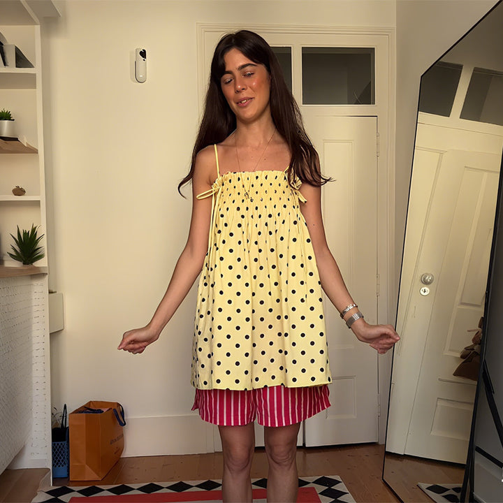 Damer somrigt miniklänning med rynkning och prickmönster Mirla-Eva Jonsson
