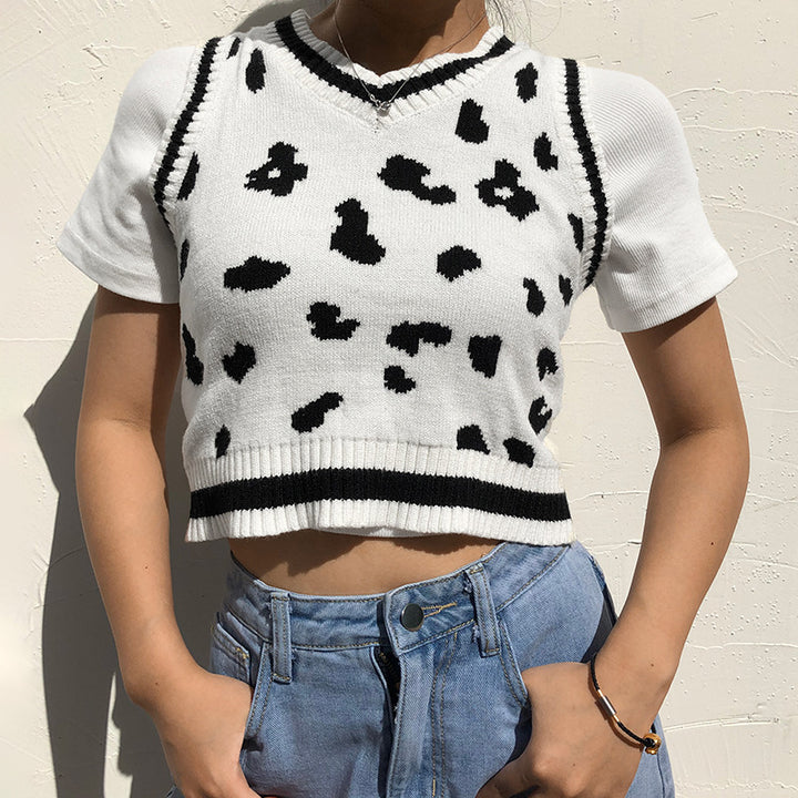 Damer söt stickad crop-top med lekfullt leopardmönster Mirla-Eva Jonsson