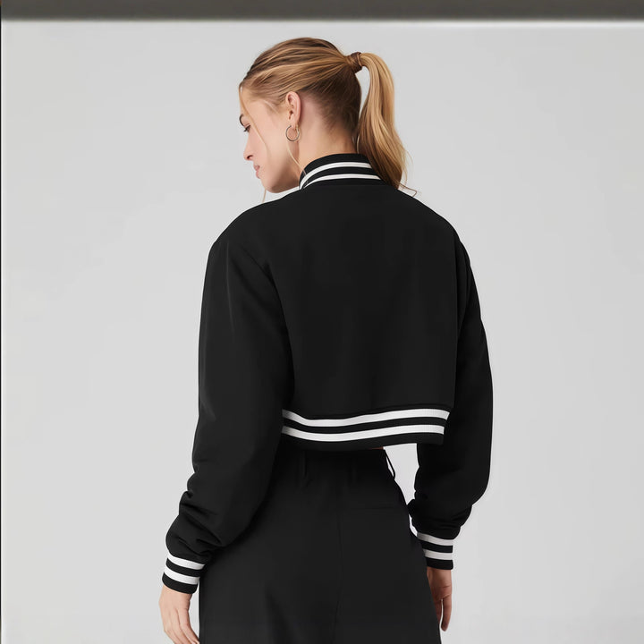 Damer sportig bomberjacka i modern design Mirla-Eva Jonsson