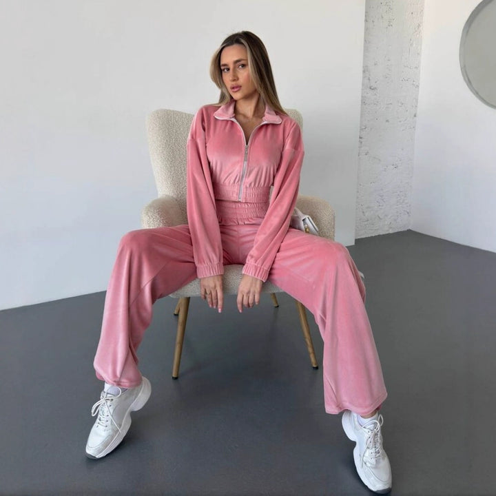 Damer sportig fleece-set med cropped-jacka och vida ben Eva Jonsson-Eva Jonsson