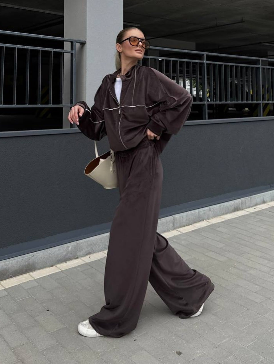 Damer sportig fleece-set med lös passform Mirla-Eva Jonsson