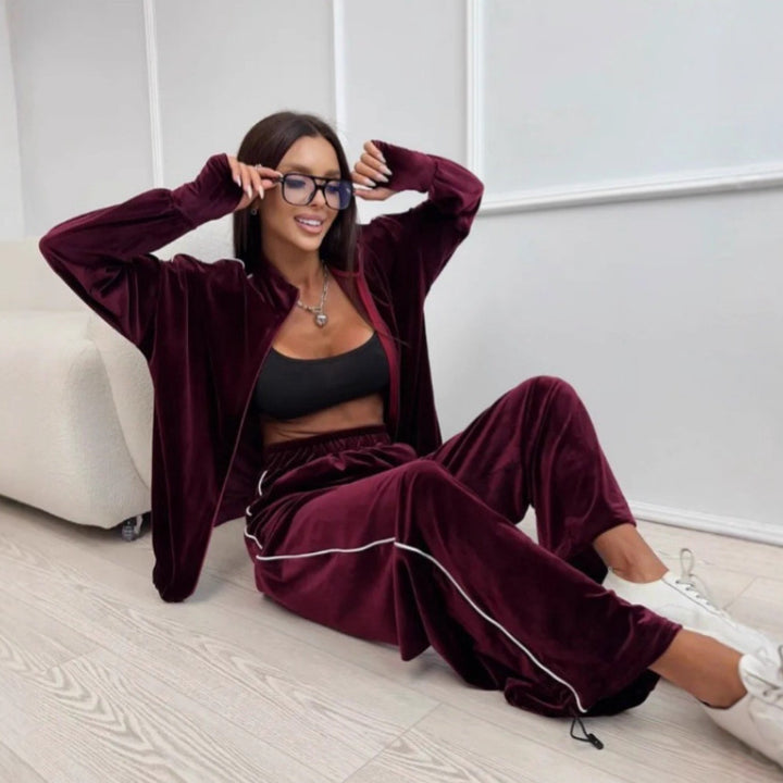 Damer sportig fleece träningsoverall med kontrasterande detaljer Mirla-Eva Jonsson
