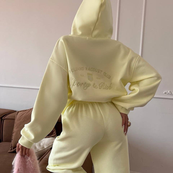 Damer sportig hoodie med broderad logotyp Mirla-Eva Jonsson