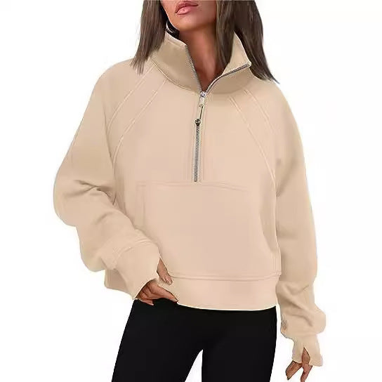 Damer sportig hoodie med kort dragkedja och praktisk känguruficka Eva Jonsson-Eva Jonsson