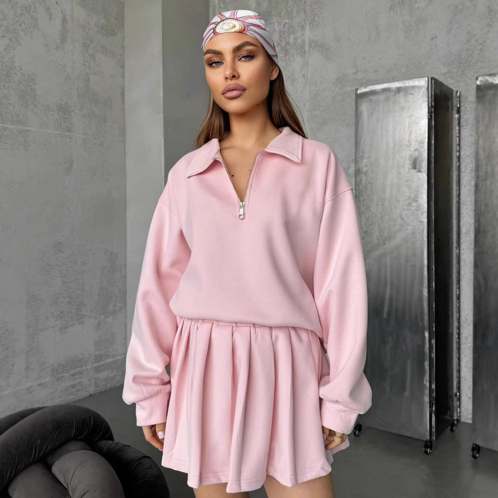 Damer sportig sweatshirt med dragkedja och matchande kjol Mirla-Eva Jonsson