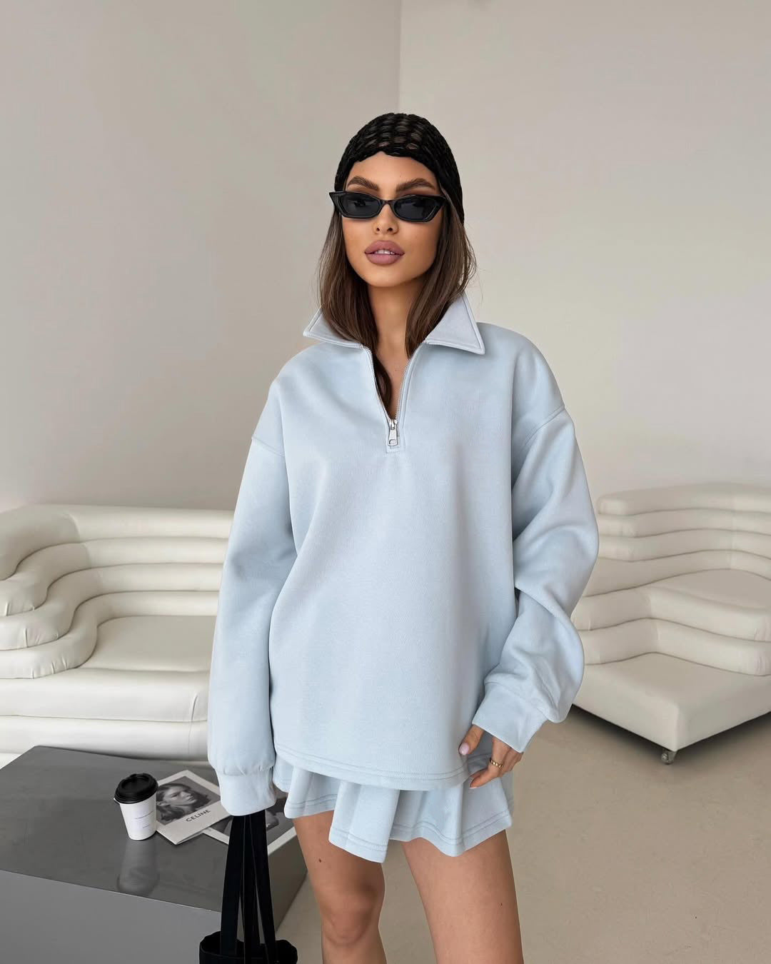 Damer sportig sweatshirt med dragkedja och matchande kjol Mirla-Eva Jonsson
