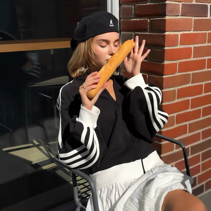 Damer sportig zip-jacka med innovativa puffärmlar Mirla-Eva Jonsson