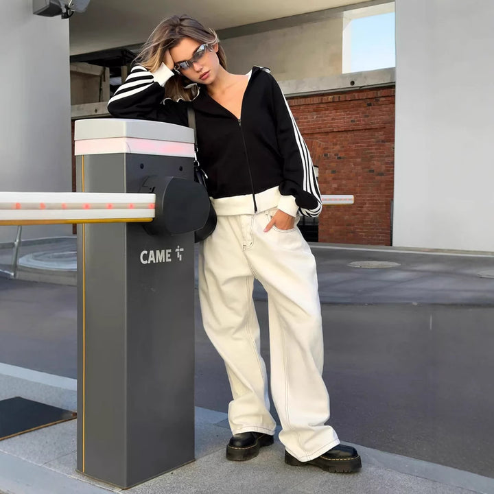 Damer sportig zip-jacka med innovativa puffärmlar Mirla-Eva Jonsson