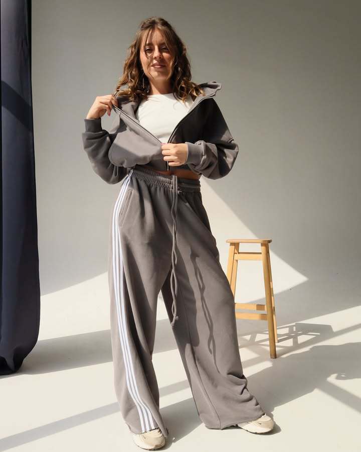 Damer sportigt Cropped Sweat-set med lös passform Mirla-Eva Jonsson