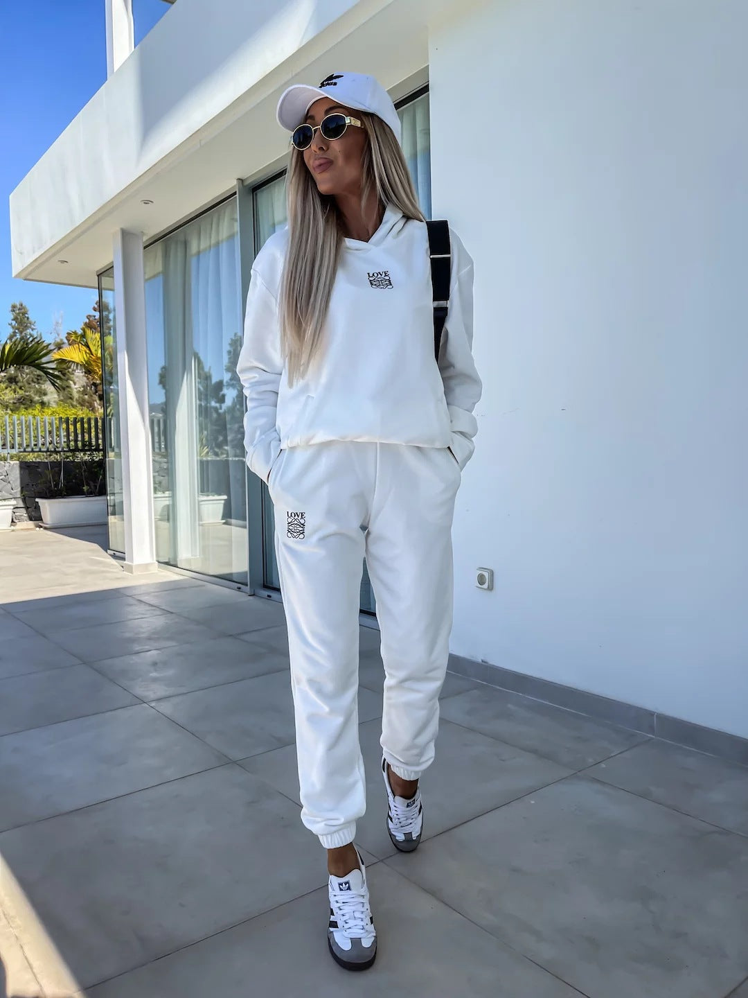 Damer sportigt Sweat-set med huva och elastisk midja Mirla-Eva Jonsson