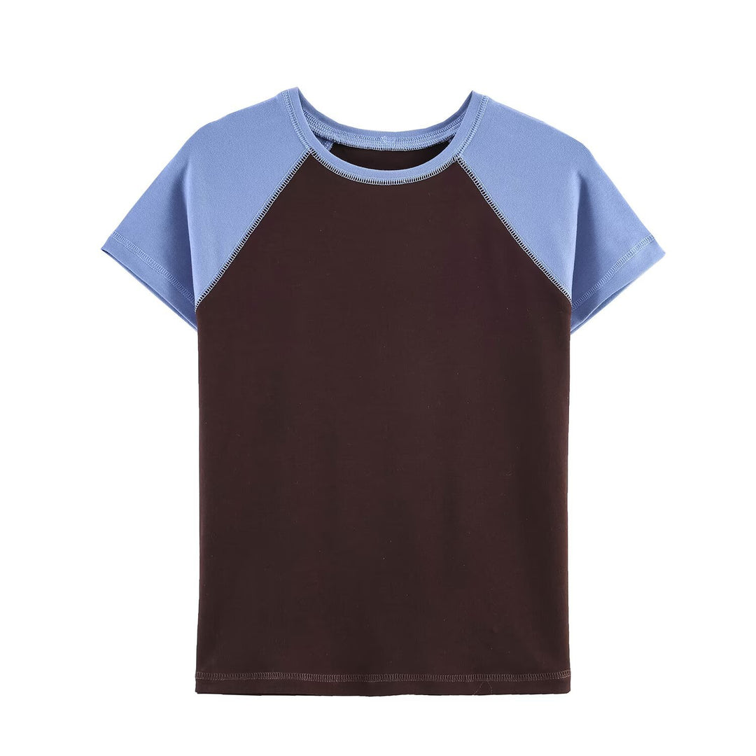 Damer sportigt T-shirt med kontrastärmar och avslappnad passform Mirla-Eva Jonsson