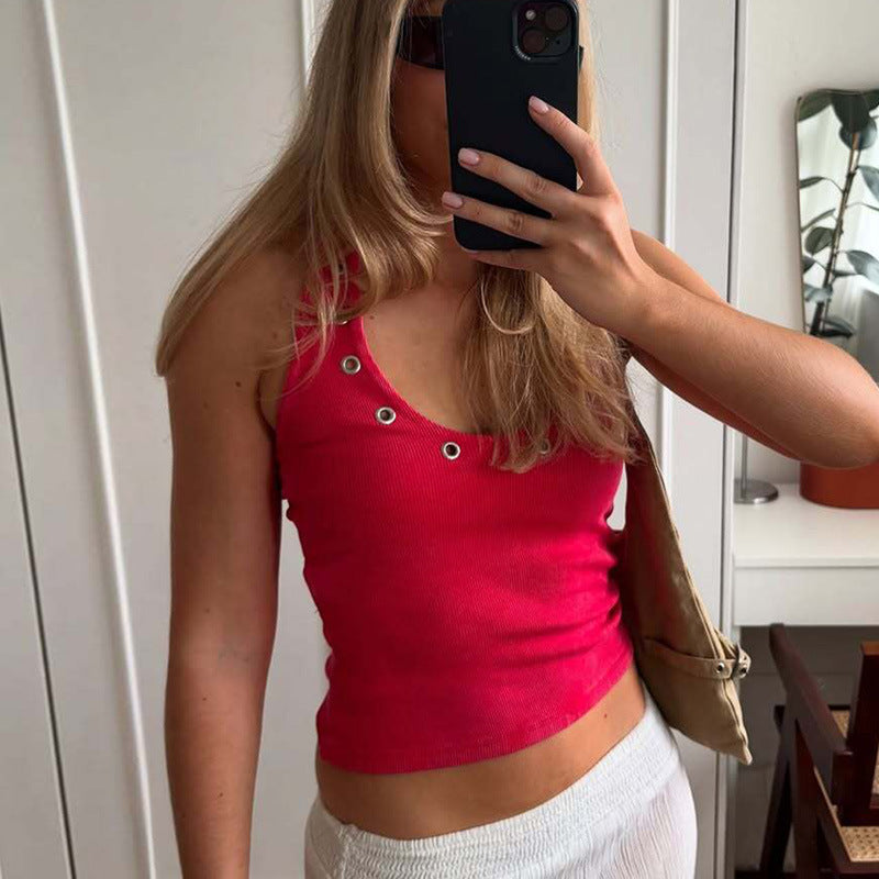 Damer sportigt linne med trendiga detaljer och djup ringning Mirla-Eva Jonsson