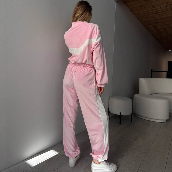 Damer sportigt lounge-outfit Mirla-Eva Jonsson