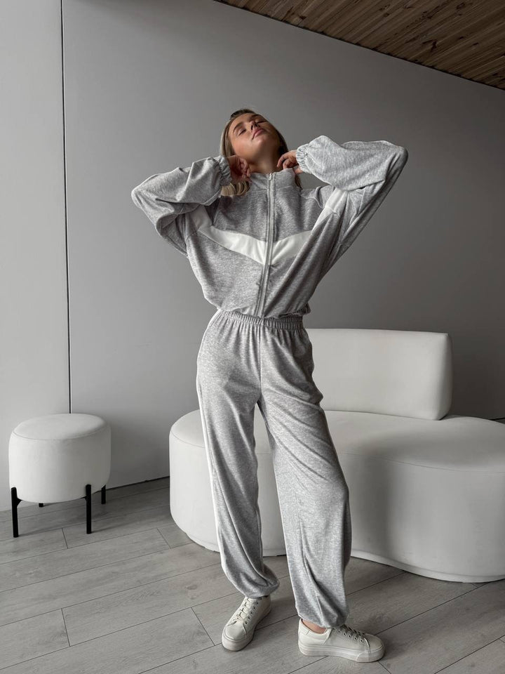 Damer sportigt lounge-outfit Mirla-Eva Jonsson