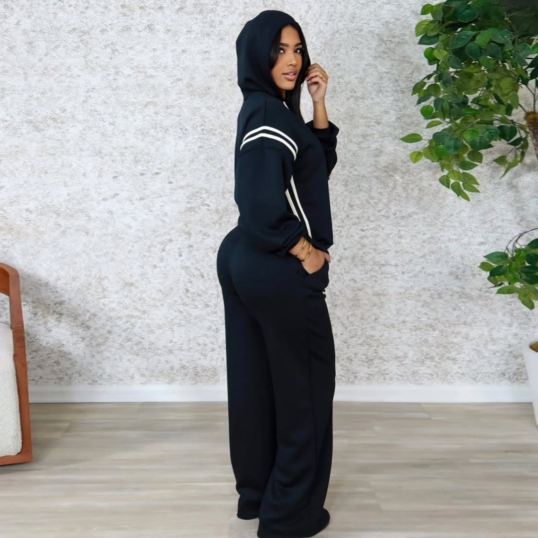 Damer sportigt lounge-set med modern hoodie och vida byxor Eva Jonsson-Eva Jonsson