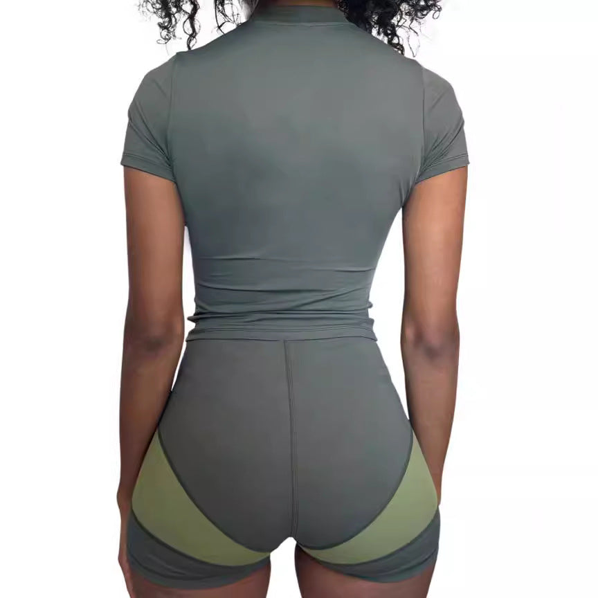 Damer sportigt set med kort överdel och shorts Mirla-Eva Jonsson