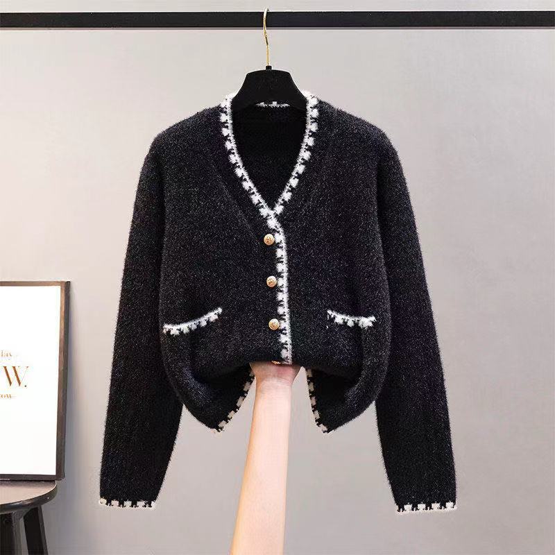 Damer stickad cardigan med kontrasterande knappar och fickor Eva Jonsson-Eva Jonsson