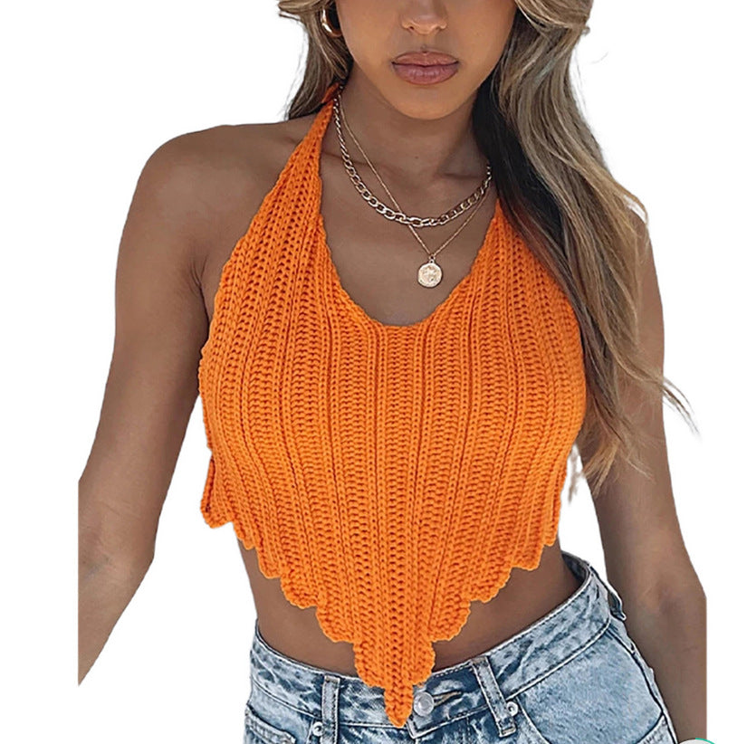 Damer stickad crop-top med asymmetrisk fåll och stiligt virkat mönster Mirla-Eva Jonsson