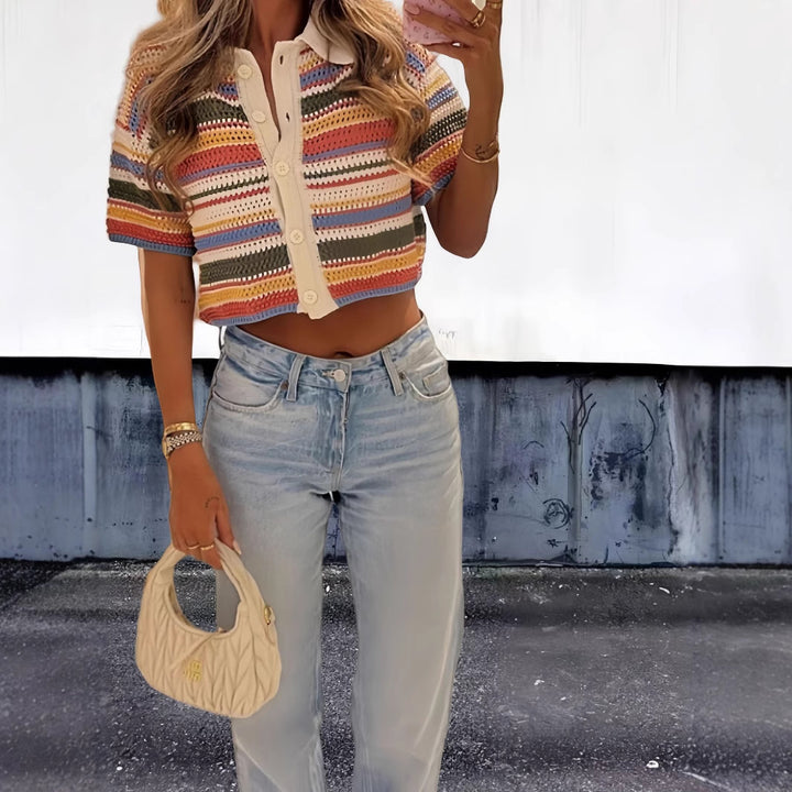 Damer stickad crop-top och shorts-set med färggående randmönster Mirla-Eva Jonsson