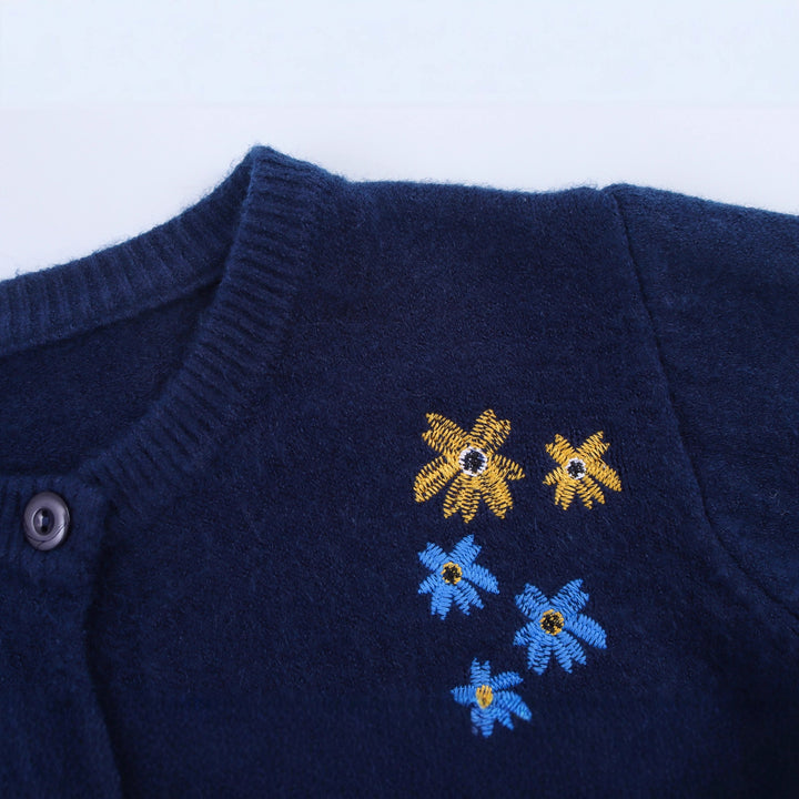 Damer stickad jacka med blommönster broderi Mirla-Eva Jonsson